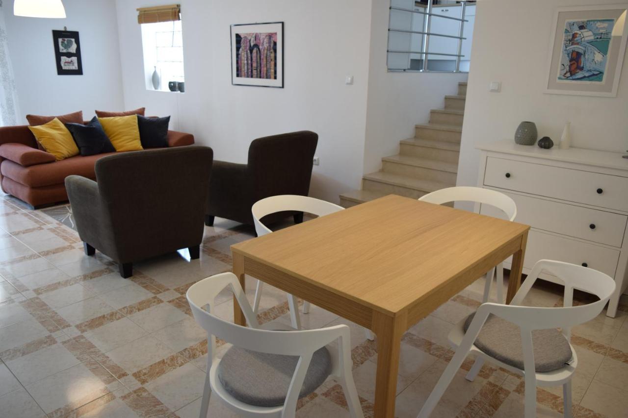 Apartament Lovely With Two Terraces*** Pula